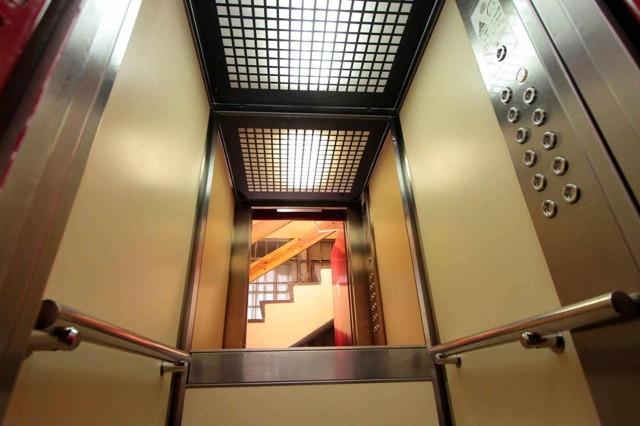 Apartment Marti Барселона Екстер'єр фото